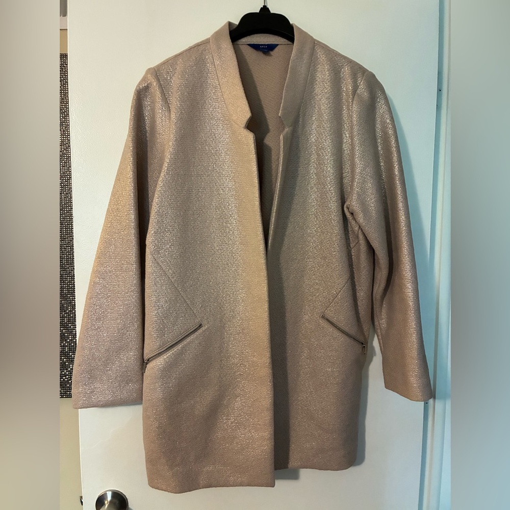 Apt. 9 Shimmering Gold Women's Cape